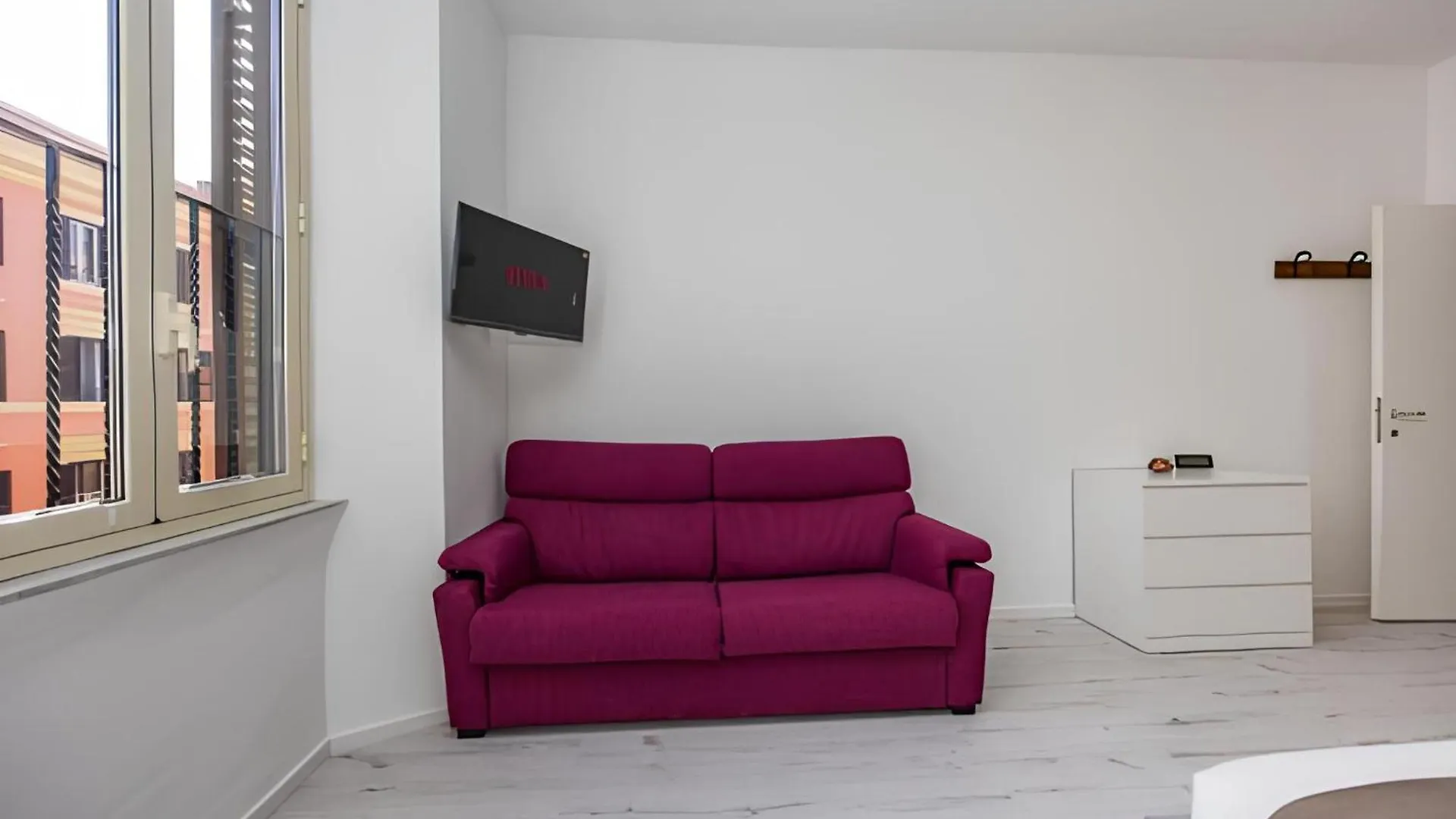 1 Minuto Da San Pietro - Nicole House Apartment Rome Italy